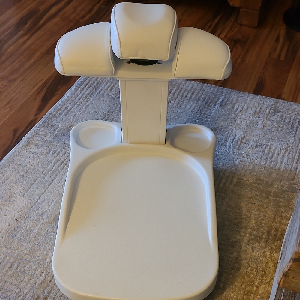 White Footsie Bath Pedicure Tub Stand with Foot Rest *does not include tub*